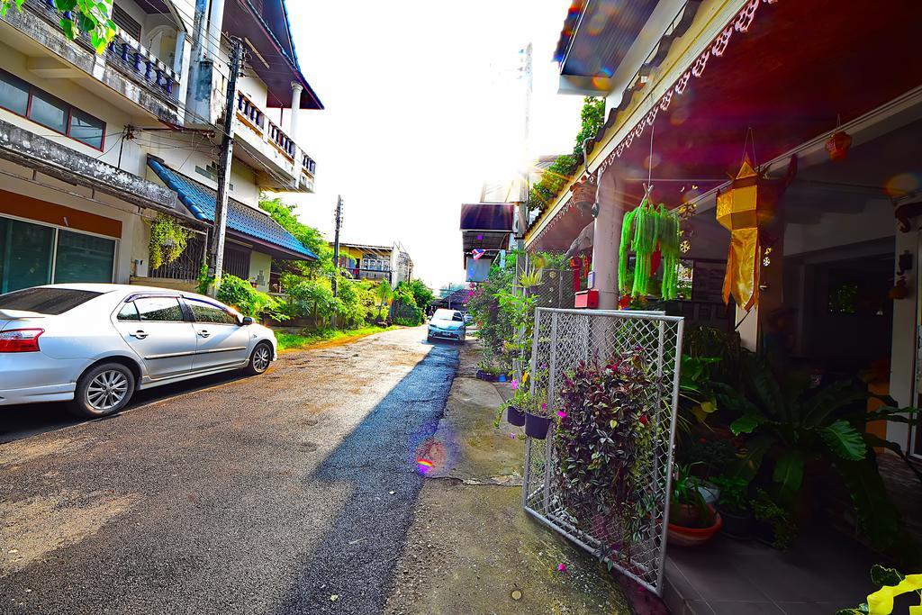 A Pousada Saithong House Chiang Mai Exterior foto